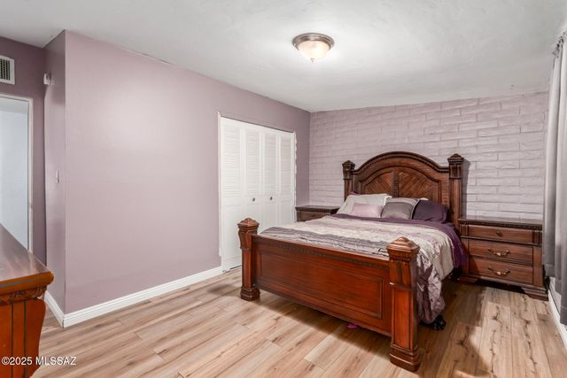 5450 W Nebraska Street, Tucson, AZ 85757