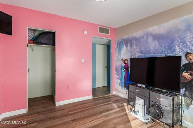 5450 W Nebraska Street, Tucson, AZ 85757