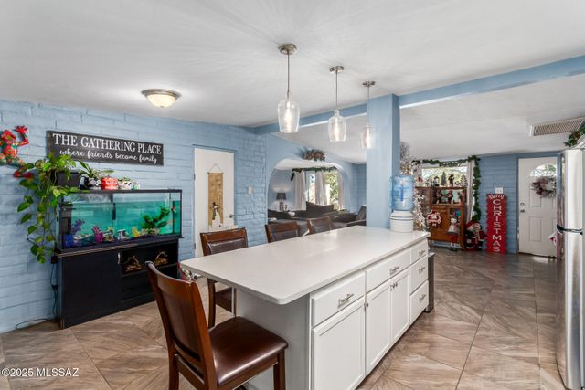 5450 W Nebraska Street, Tucson, AZ 85757