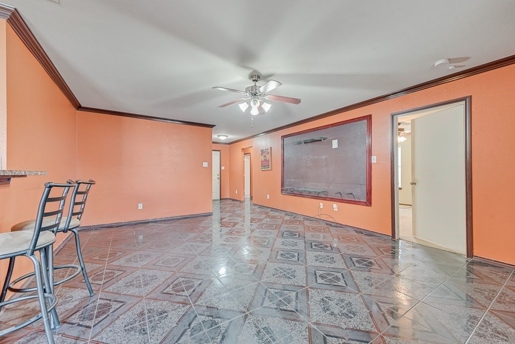 2833 Drycreek Lane, Dallas, TX 75237 — photo 5