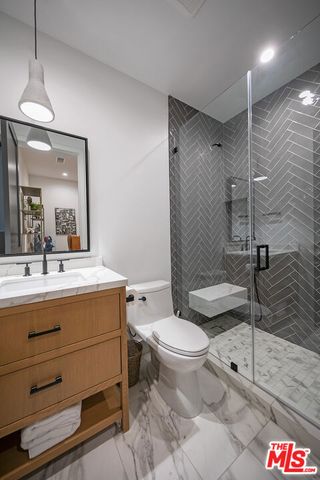 4261 Denny Avenue, Toluca Lake, CA 91602