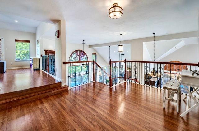 2402 Indian Trail, Rowlett, TX 75088
