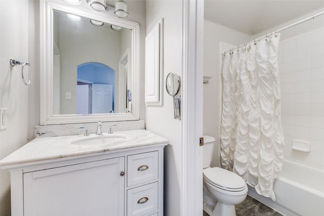 2402 Indian Trail, Rowlett, TX 75088