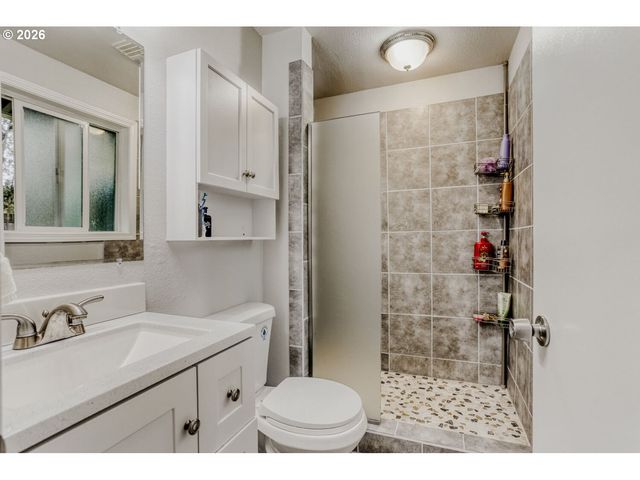 10416 Nw 23RD Ave, Vancouver, WA 98685