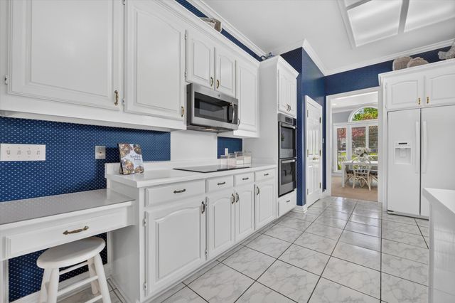 4305 Green Meadow Street E, Colleyville, TX 76034