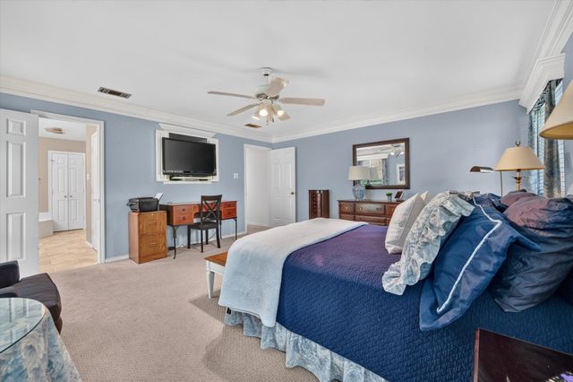 4305 Green Meadow Street E, Colleyville, TX 76034