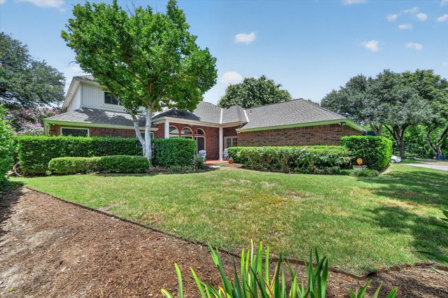 4305 Green Meadow Street E, Colleyville, TX 76034