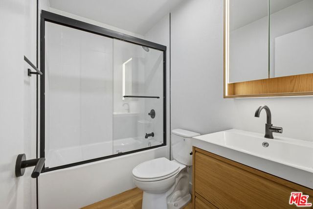 1701 Westmoreland Boulevard 18, Los Angeles, CA 90006