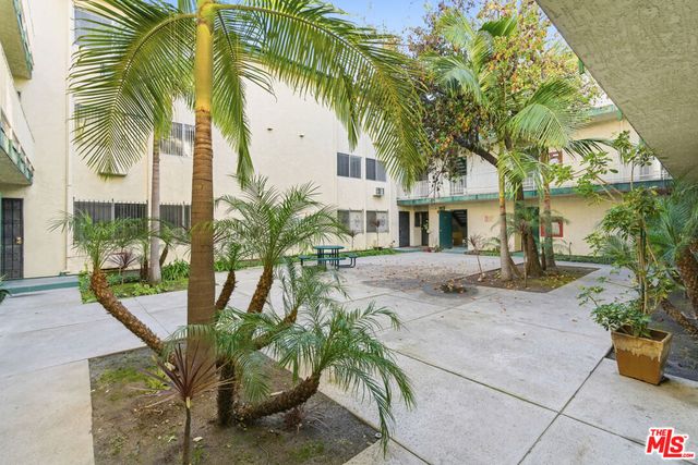 1701 Westmoreland Boulevard 18, Los Angeles, CA 90006