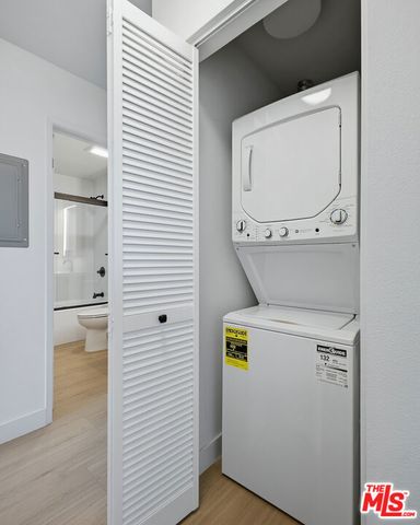 1701 Westmoreland Boulevard 18, Los Angeles, CA 90006
