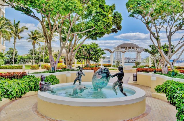 808 Brickell Key Dr 3304, Miami, FL 33131