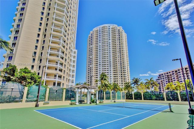 808 Brickell Key Dr 3304, Miami, FL 33131