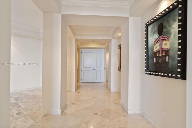 808 Brickell Key Dr 3304, Miami, FL 33131