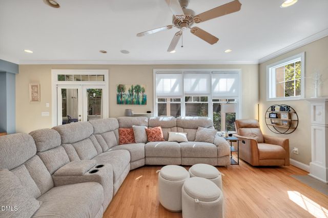 506 S Camellia Street, Chapel Hill, NC 27516