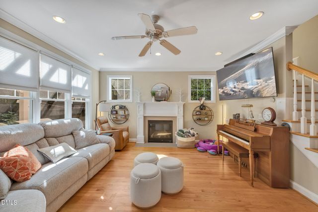 506 S Camellia Street, Chapel Hill, NC 27516