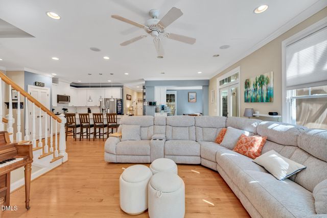 506 S Camellia Street, Chapel Hill, NC 27516