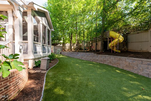 506 S Camellia Street, Chapel Hill, NC 27516