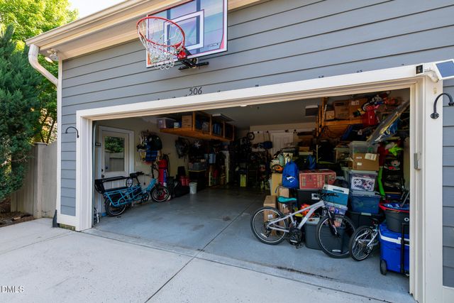 506 S Camellia Street, Chapel Hill, NC 27516