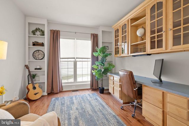 6050 SMOOTH STONE PL, Haymarket, VA 20169