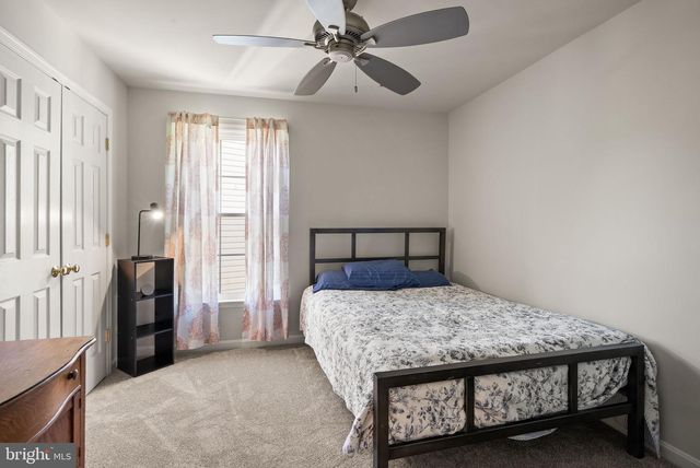 6050 SMOOTH STONE PL, Haymarket, VA 20169
