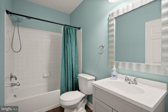 6050 SMOOTH STONE PL, Haymarket, VA 20169