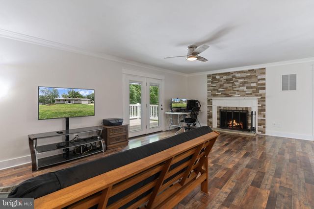 42204 RIDGE RD, Mechanicsville, MD 20659