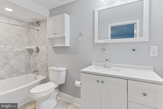 42204 RIDGE RD, Mechanicsville, MD 20659