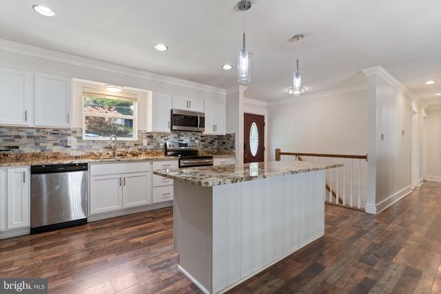 42204 RIDGE RD, Mechanicsville, MD 20659