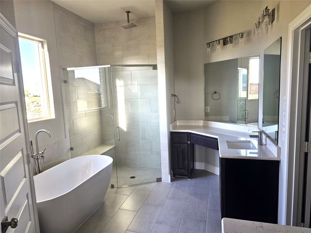 11925 Serval Street, Godley, TX 76044