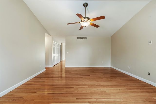 125 W Princess Drive, Brooklyn, MI 49230