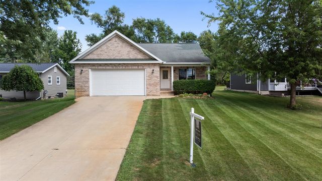 125 W Princess Drive, Brooklyn, MI 49230