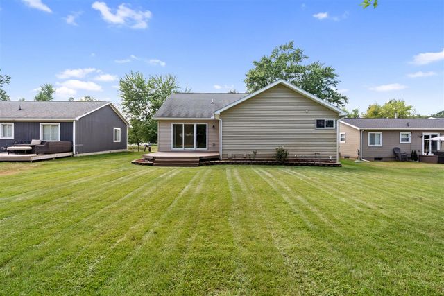 125 W Princess Drive, Brooklyn, MI 49230