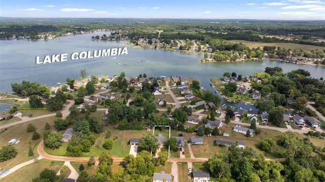 125 W Princess Drive, Brooklyn, MI 49230