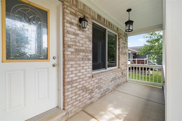 125 W Princess Drive, Brooklyn, MI 49230