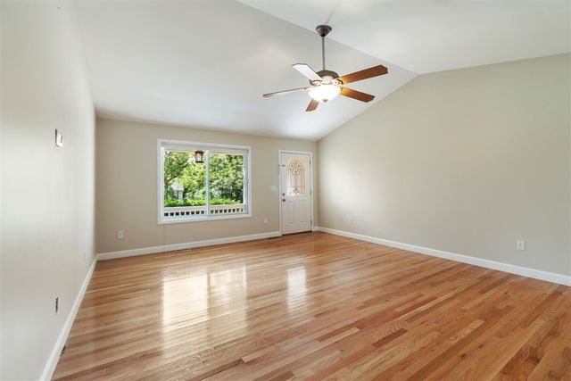 125 W Princess Drive, Brooklyn, MI 49230