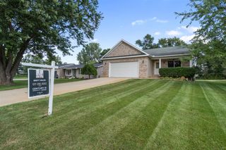 125 W Princess Drive, Brooklyn, MI 49230