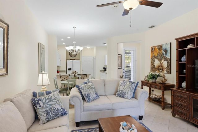 2438 MAGNOLIA CIRCLE, North Port, FL 34289