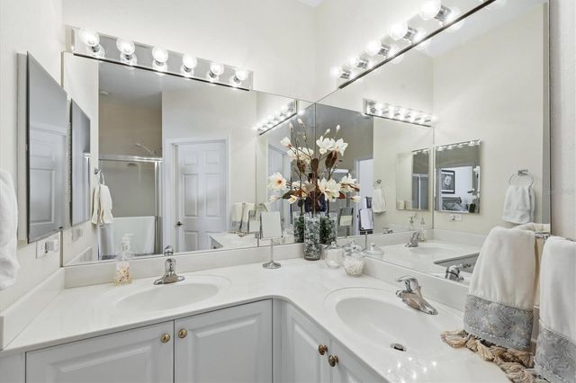 2438 MAGNOLIA CIRCLE, North Port, FL 34289