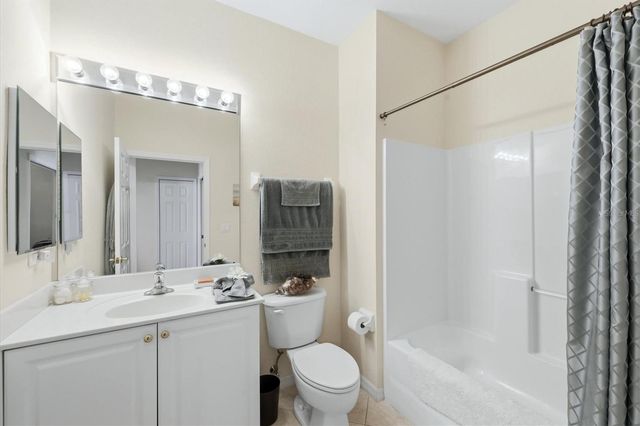 2438 MAGNOLIA CIRCLE, North Port, FL 34289