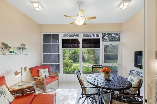 2438 MAGNOLIA CIRCLE, North Port, FL 34289