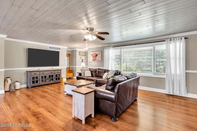 2318 Whitesville Road, Toms River, NJ 08755
