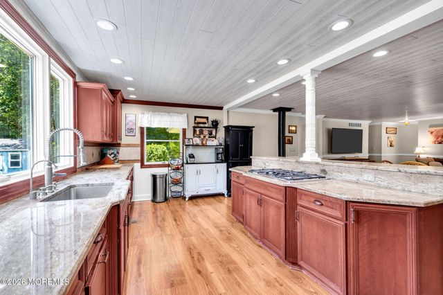 2318 Whitesville Road, Toms River, NJ 08755