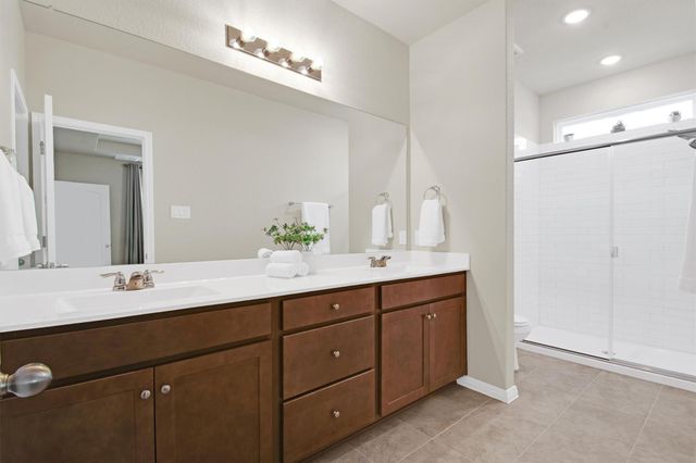 124 Barret DR, Liberty Hill, TX 78642