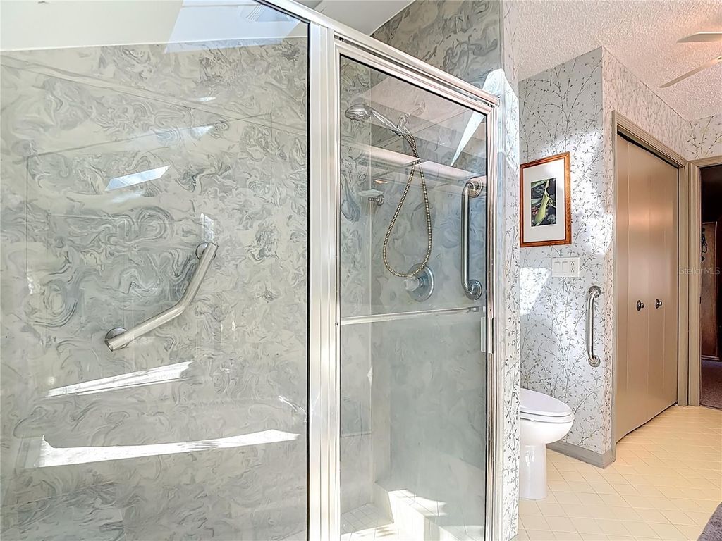 Image 33 of property listing at 34481 CEDARFIELD DRIVE, Dade City, FL 33523