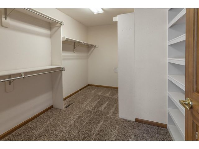 6100 Pheasant Ct, Fort Collins, CO 80525