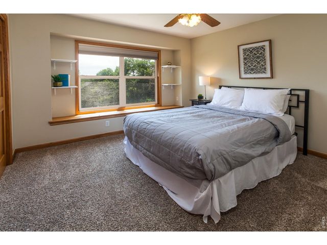 6100 Pheasant Ct, Fort Collins, CO 80525