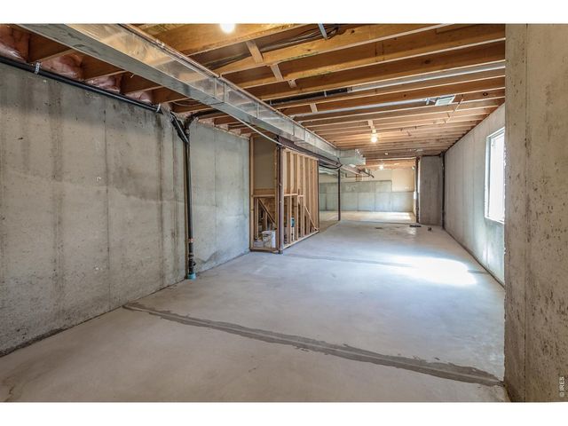 6100 Pheasant Ct, Fort Collins, CO 80525