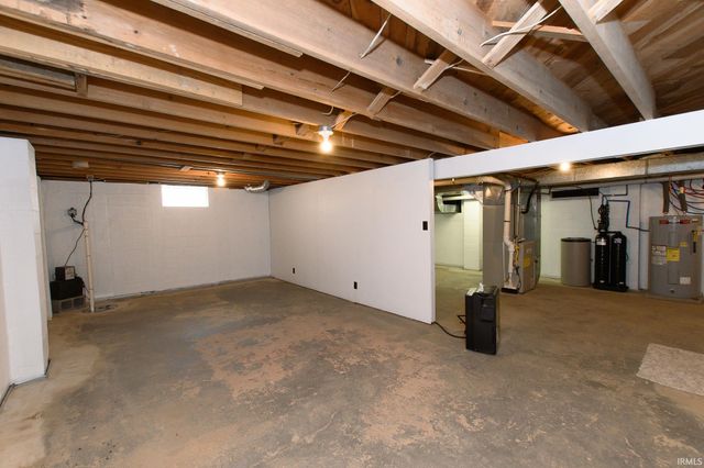 4581 W 250 S, Peru, IN 46970