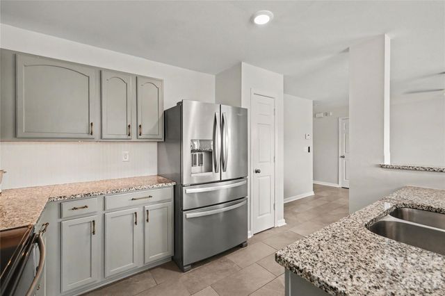 8603 Westhope Street, Charlotte, NC 28216