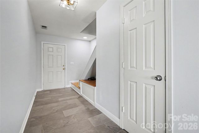 8603 Westhope Street, Charlotte, NC 28216